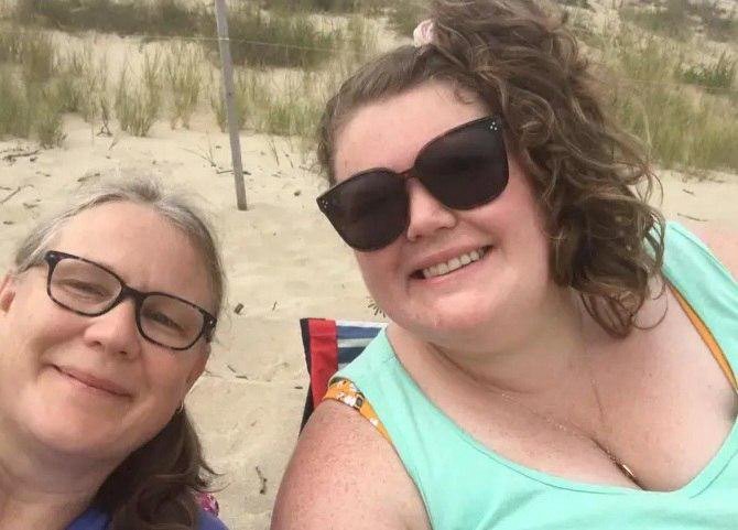Sexy BBW Mom, daughters and cousin!! #o7wKXcSl
